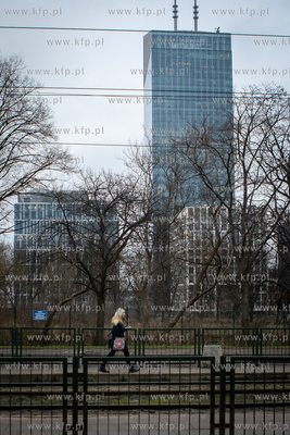 Oliwa, ul. Wita Stwosza. Nz. Olivia Bussines Center....