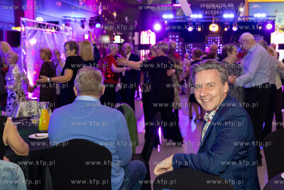 Port Lotniczy Gdańsk im. Lecha Wałęsy. Bal seniora...