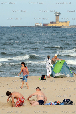 Gdansk, plaza miedzy Westerplatte a Portem Polnocnym...