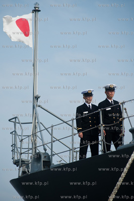 Gdynia. Nabrzeze Pomorskie. Uroczyste powitanie japonskiego...