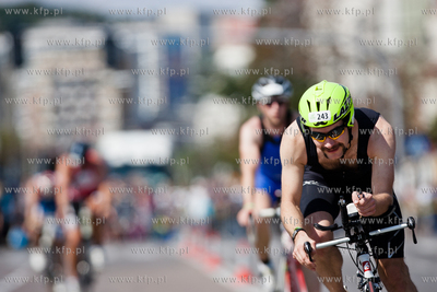 Zawody Herbalife Triathlon Gdynia 2013.
Nz zawodnicy...