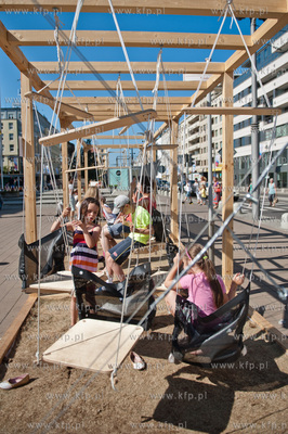 Gdynia. Plac Kaszubski. Festiwal Gdynia Design Days.
Nz...