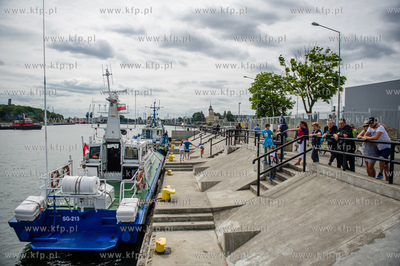 Gdansk. Uroczystosc otwarcia Falochronu Zachodniego...