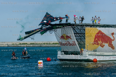 Gdynia. Basen Prezydenta. 5 Konkurs Lotow Red Bull.
16.08.2015
fot....