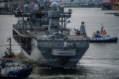 Gdynia. Wizyta amerykaskiego okretu USS Mount Whitney....
