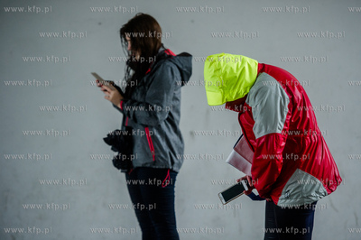 Gdańsk. Długi Targ. Intensywne opady deszczu i silne...