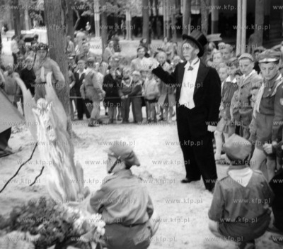 Obchody Dnia Dziecka w Sopocie 01.06.1957 odb_10_01_30...