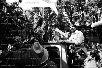 Strajk w Stoczni Gdanskiej im. Lenina Nz. Lech Walesa...