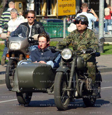 Parada 1000 motocykli na ulicach i Skwerze Kosciuszki...