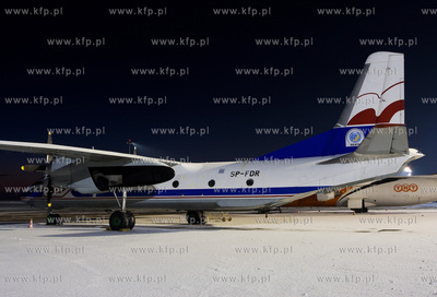 Gdansk, Rebiechowo Nz. Antonow An-26B Exin.
05.01.2009
fot....