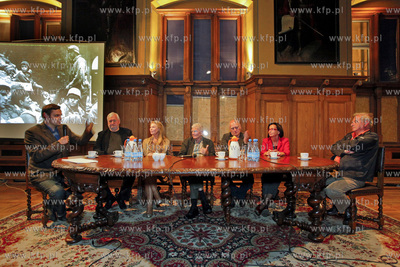 Spotkanie w Nadbaltyckim Centrum Kultury z tworcami...