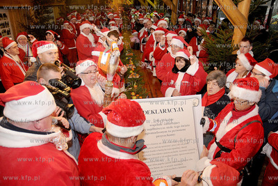 Szymbark na Kaszubach. VI Ogolnopolski Zjazd Swietych...