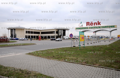 Pomorskie Centrum Hurtowe Renk.
12.04.2011
fot. Andrzej...
