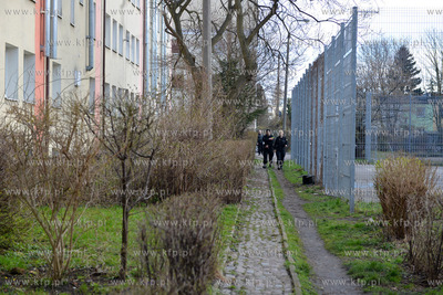 Gdynia. Kradziez skarbony z pieniedzmi z kosciola sw....