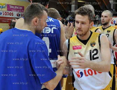 Hala 100 lecia Sopotu. Sopot. Mecz o wejscie do fazy...