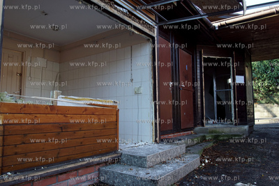 Gdańsk. Suchanino. Rozbiórka targowiska na u zbiegu...