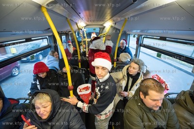 Mikołajkowy przejazd autobusem linii 124 GAiT w Gdańsku....