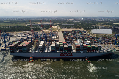 Do DCT Gdańsk zawinął największy kontenerowiec...