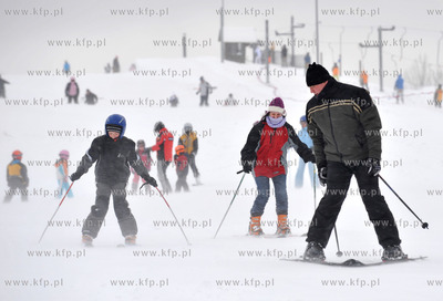 Stok narciarski w Przywidzu na Kaszubach. Na miejscu...