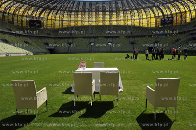 Slub na stadionie PGE Arena w Gdansku. Inga Szwarc...
