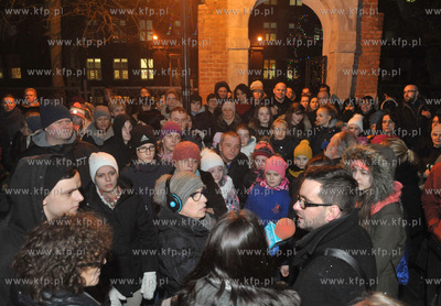 Protest przeciwko zamiarowi likwidacji Palacu Mlodziezy...