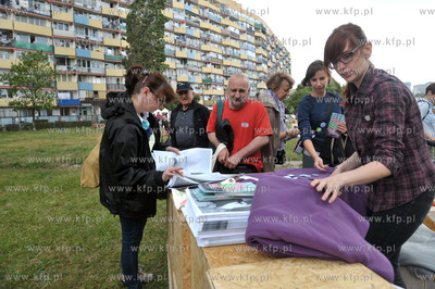 Streetwaves czyli artystyczna akcja miejska w Gdansku...