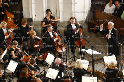 Gdansk. Bazylika Mariacka. Festiwal Solidarity Of Arts....