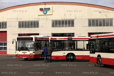 Zajezdnia autobusowa ZKM przy ul. Hallera w Gdańsku.
13.03.2015
fot....