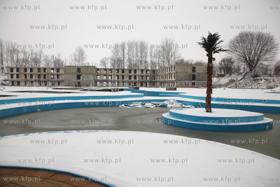 Budowany hotel 4 Kolory we Władysławowie.       ...