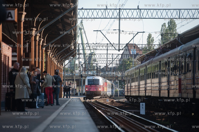 Gdansk. Peron Dworca Glownego PKP. Briefing  prasowy...