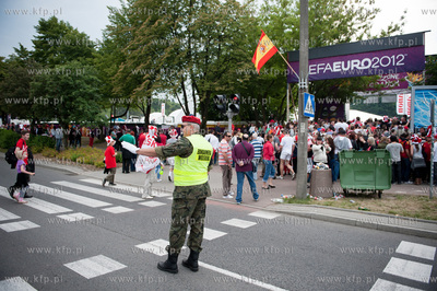 Gdansk. Strefa Kibica na Placu Zebran Ludowych gdzie...