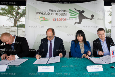 Gdansk. Obiekty sportowe klubu Jaguar Kokoszki. Otwarcie...