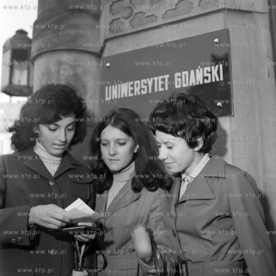 Studentki Uniwersytetu Gdańskiego. 
1972
0007899z
Fot....