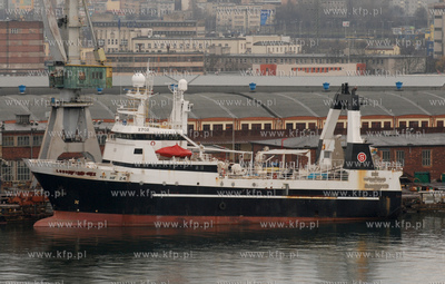 Stocznia Gdynia S.A. Wladze spolki poinformowaly, ze...