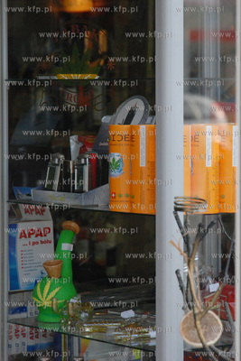 W jednym z gdynkich sklepow mozna kupic napoj orzezwiajacy...