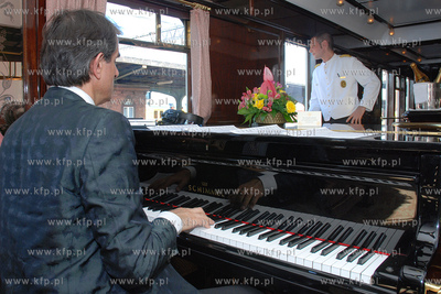 Legendarny pociąg Orient Express po raz pierwszy w...