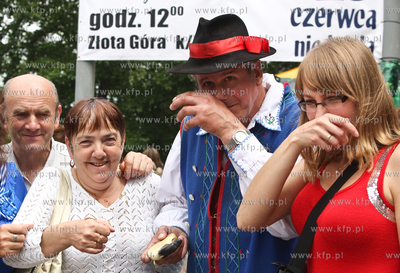 Zlota Gora k. Kartuz. Truskawkobranie to najwieksza...