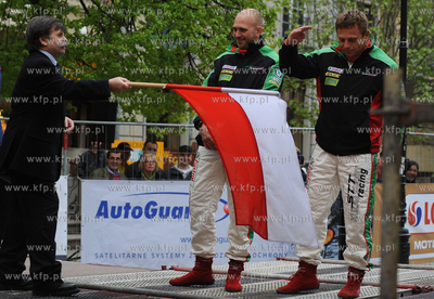 Gdansk. Dlugi Targ. Uroczysty start 6-go Rajdu Lotos...