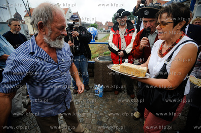Gdansk. Marina - przystan jachtowa na Motlawie. Przywitanie...