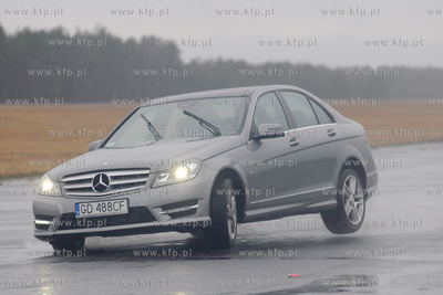 Z okazji premiery Mercedesa Nowej Klasy C . - Autoryzowany...