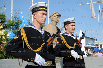 W Yacht Klubie Polskim w gdynskiej marinie odbyly sie...