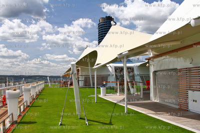 Gdynia. Wycieczkowiec Celebrity Eclipse w Gdyni. 18.06.2014...