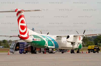 Port Lotniczy Gdansk. Nz. Dash Q400 linii Eurolot....
