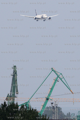 Gdynia - 4. przystanek Mistrzostw Swiata Red Bull Air...