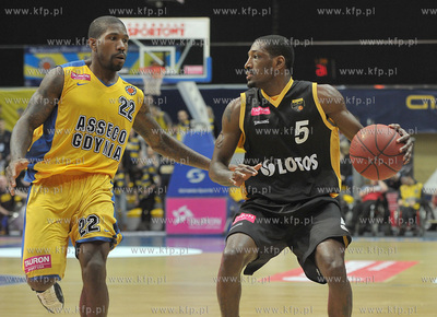 Gdynia. Hala Gdynia. 25. derby Trojmiasta Asseco Gdynia...