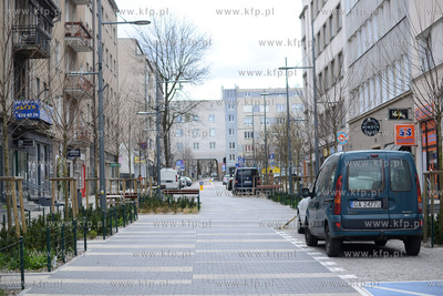 Ulice Gdyni w czasie epidemii koronawirusa COVID-19....