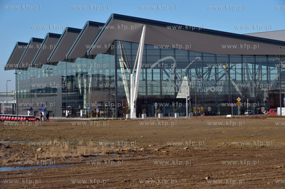 Pierwszy dzien funkcjonowania nowego terminalu T2 gdańskiego...