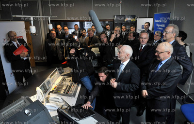 W gdanskim Osrodku Telewizji Polskiej nastapilo uroczyste...