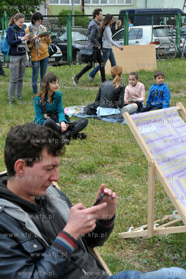 Streetwaves czyli artystyczna akcja miejska w Gdansku...