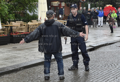 Strefa kibica na Targu Węglowym w Gdańsku.Mecz Legia...